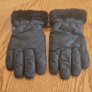 NWOT 3M Thinsulate Black Insulated Gloves with Fur Trim. Size M-L